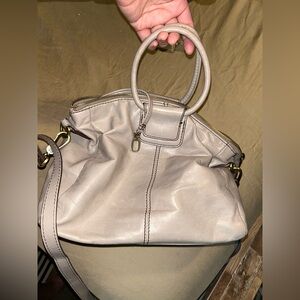 Hobo Sheila Medium Satchel